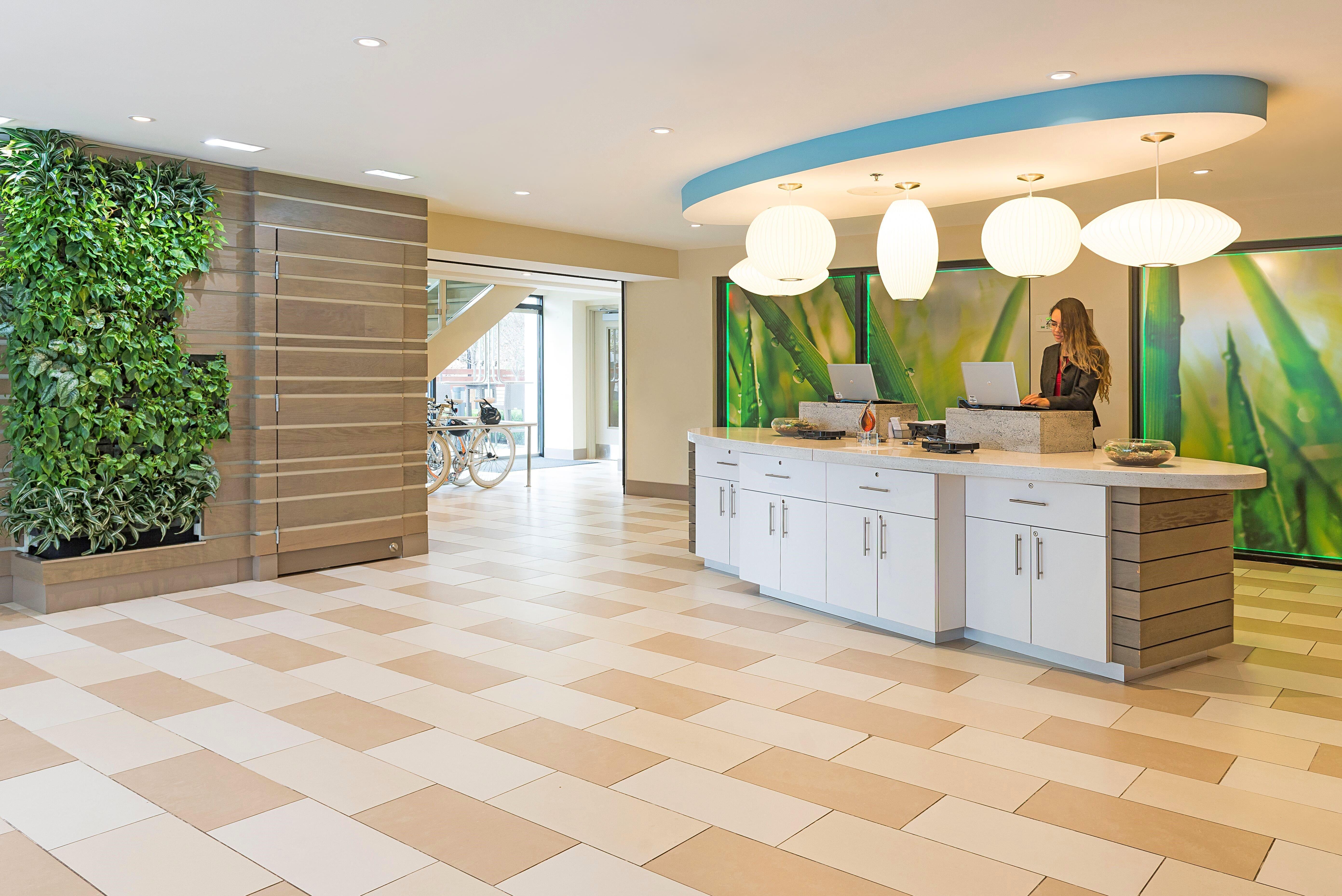 Even Hotel Norwalk By Ihg Exterior photo