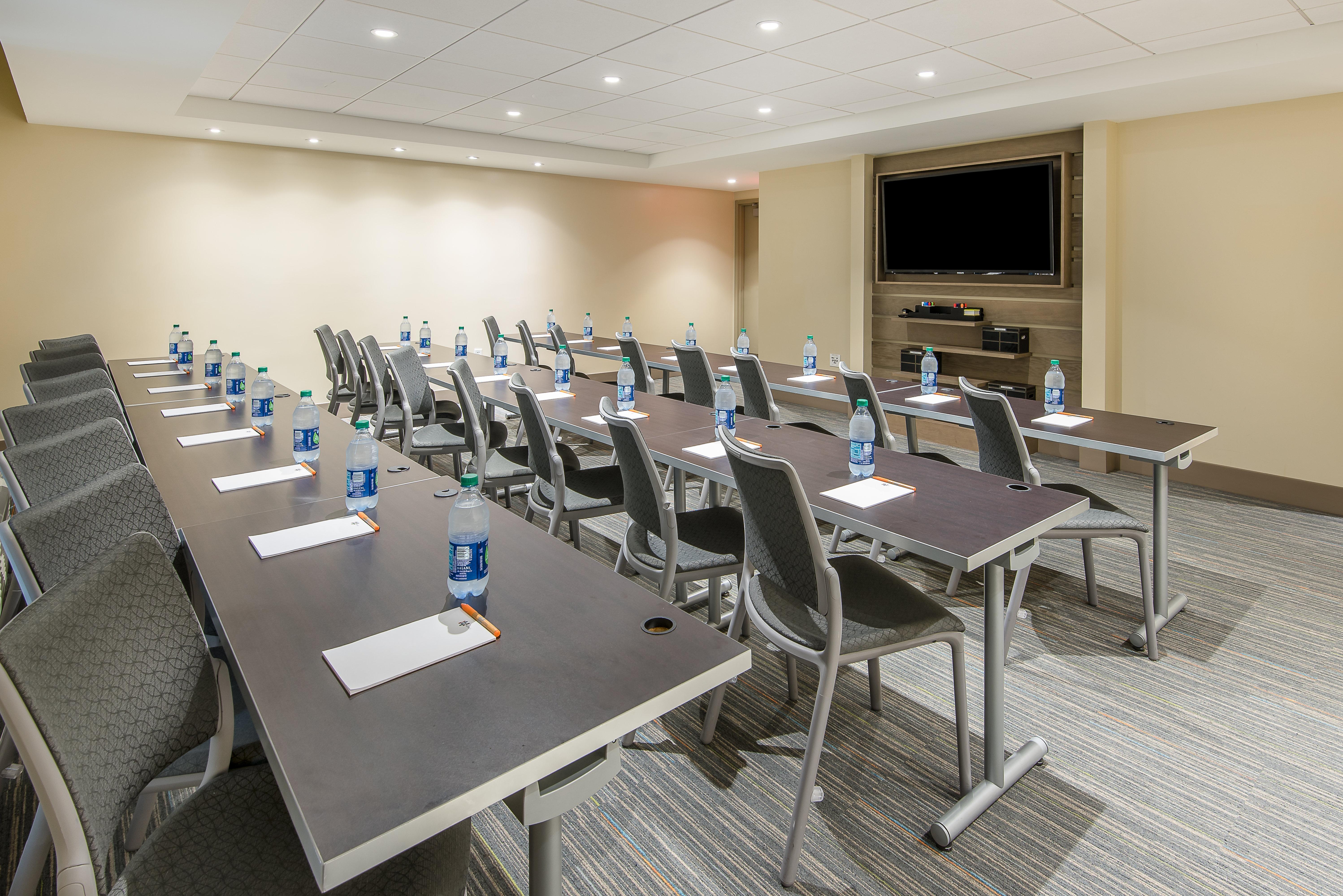 Even Hotel Norwalk By Ihg Exterior photo