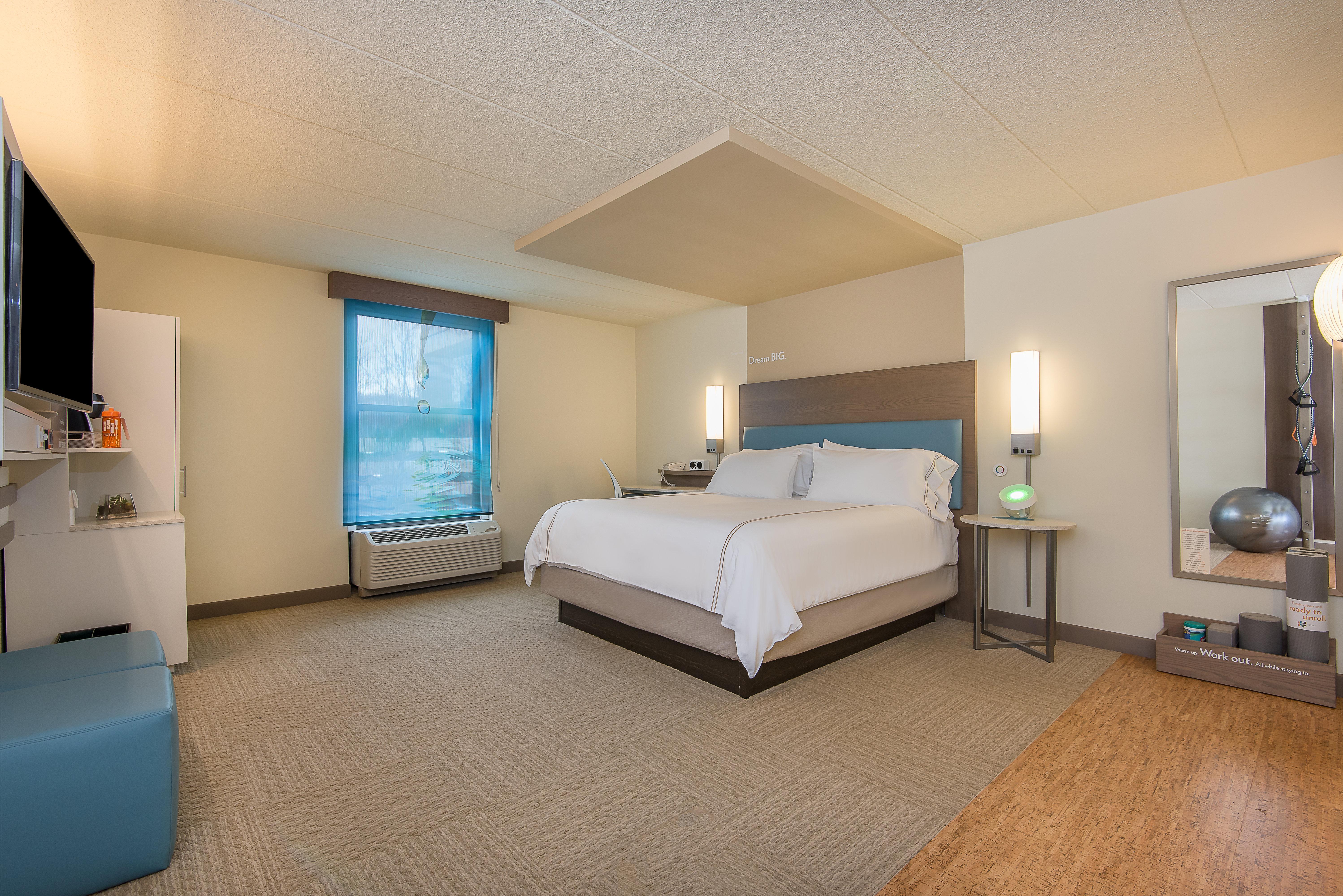Even Hotel Norwalk By Ihg Exterior photo